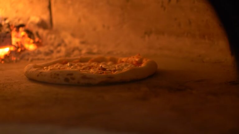 Cooking Your Pizza in Wood-Fired Pizza oven