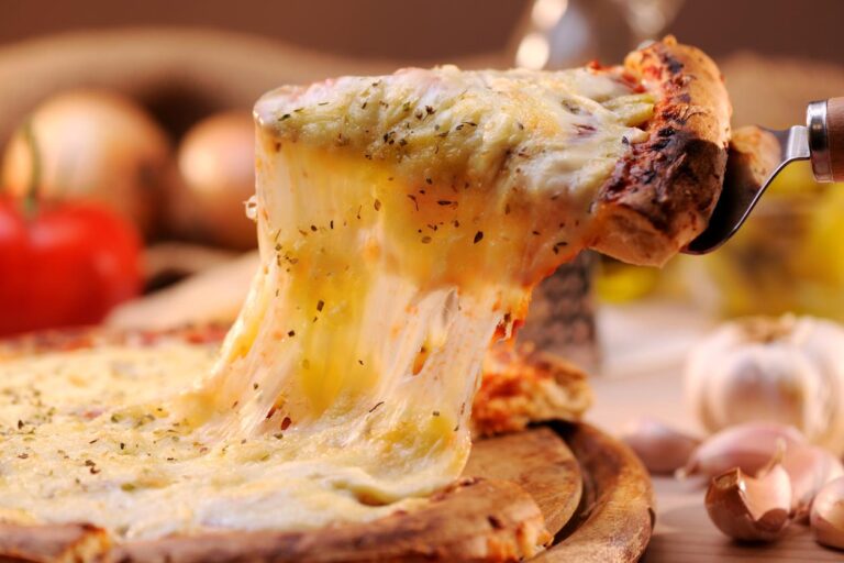 Top Cheeses to Experiment With on Your Next Pizza